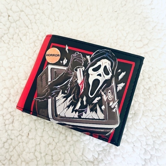 NWT Ghost Face Bifold Wallet - Halloween lovers, fans of Scream & horror movies - Picture 3 of 10